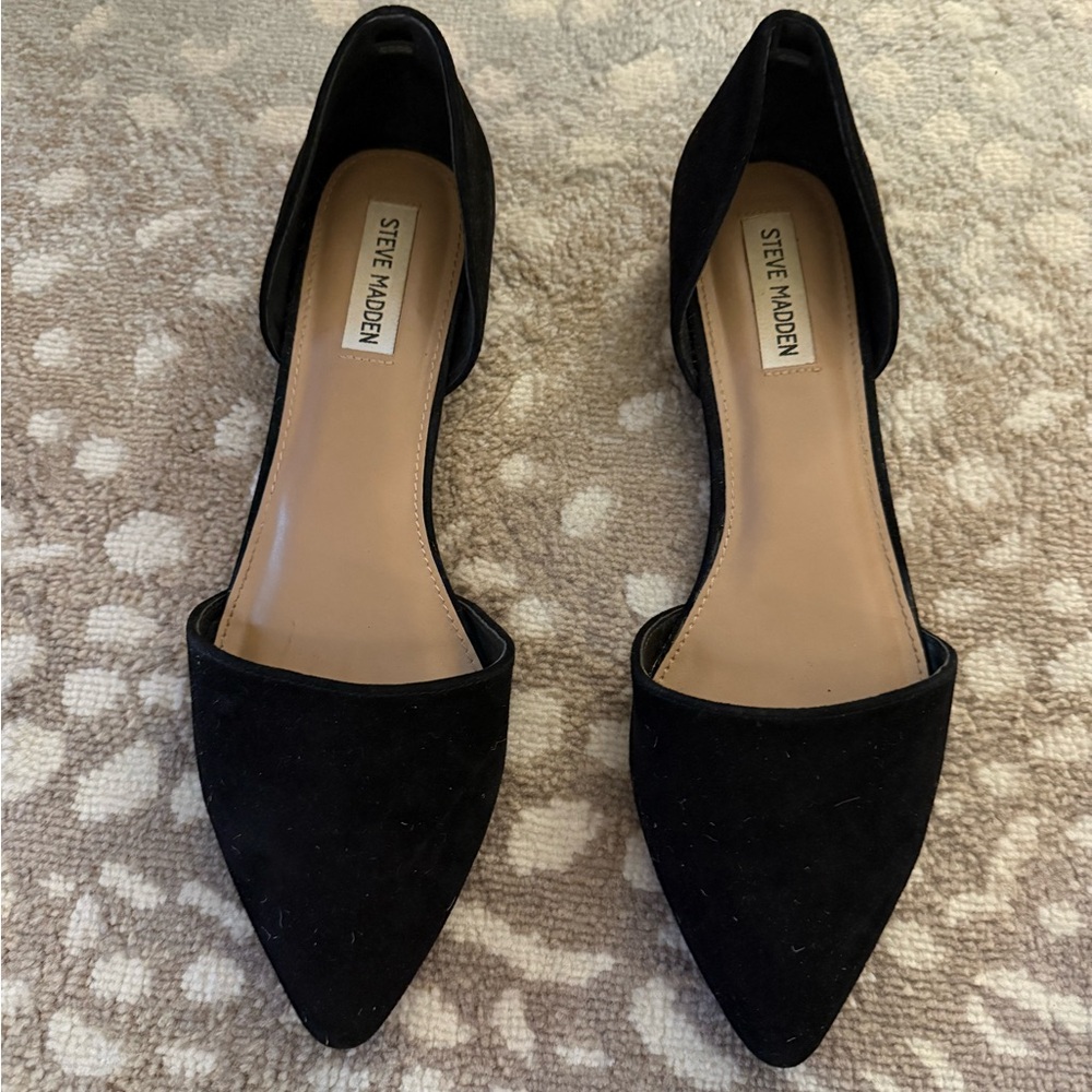 Steve Madden Black Suede Flats